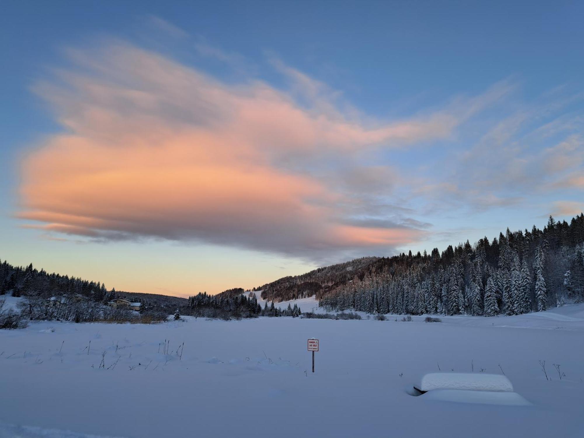 Au Coeur Du Lapidaire Septmoncel-Les-Molunes Bagian luar foto